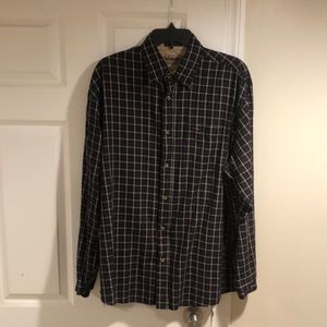 Wrangler casual button down shirt. Size L